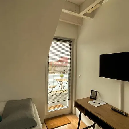 Workation Luxury Nature House , 10 Min Vw , Relax From Work Mit Terrasse, Balkon Und Parkplatz 아파트